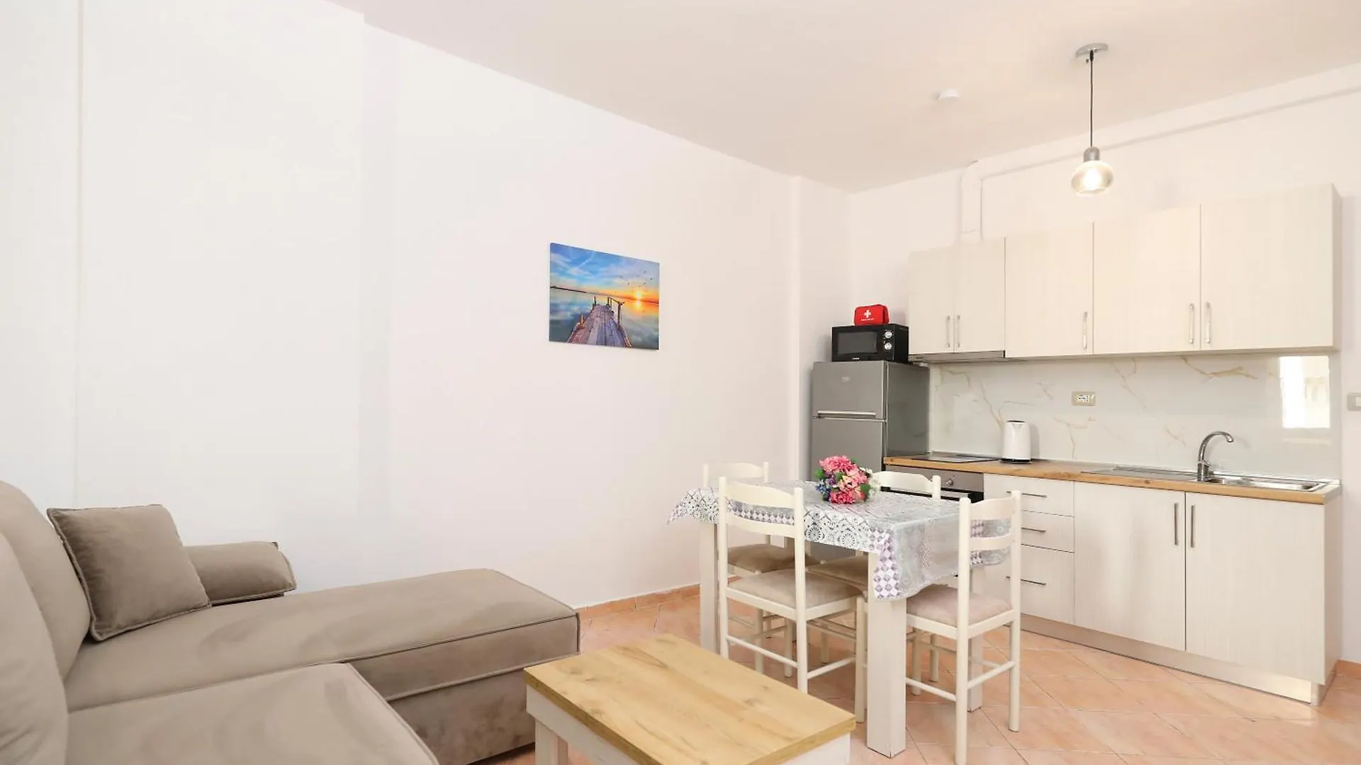 Sunny Side Apartments Vlore