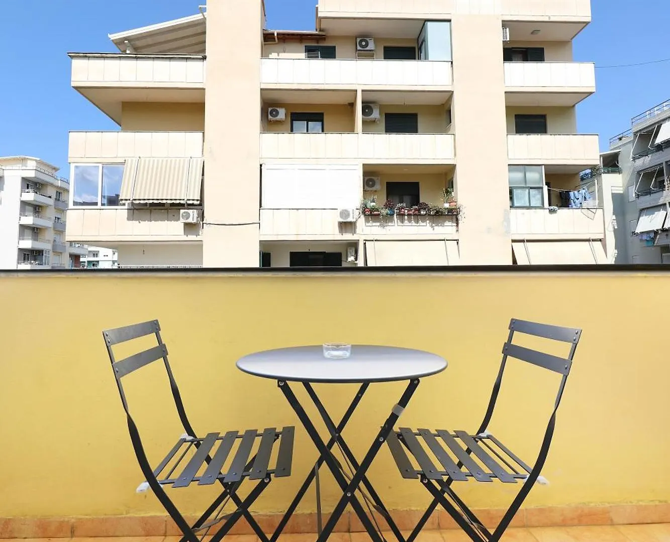 Sunny Side Apartments Vlore