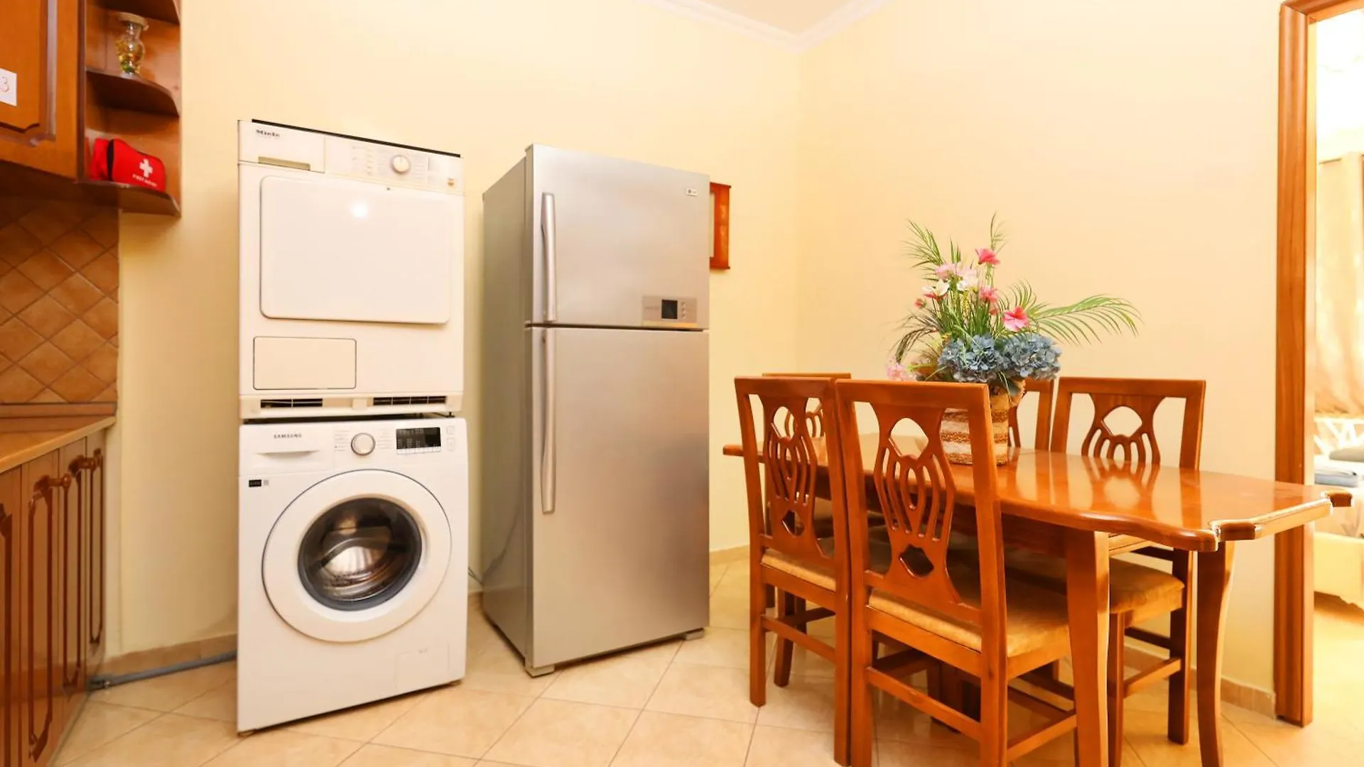 Sunny Side Apartments Vlorë 알바니아